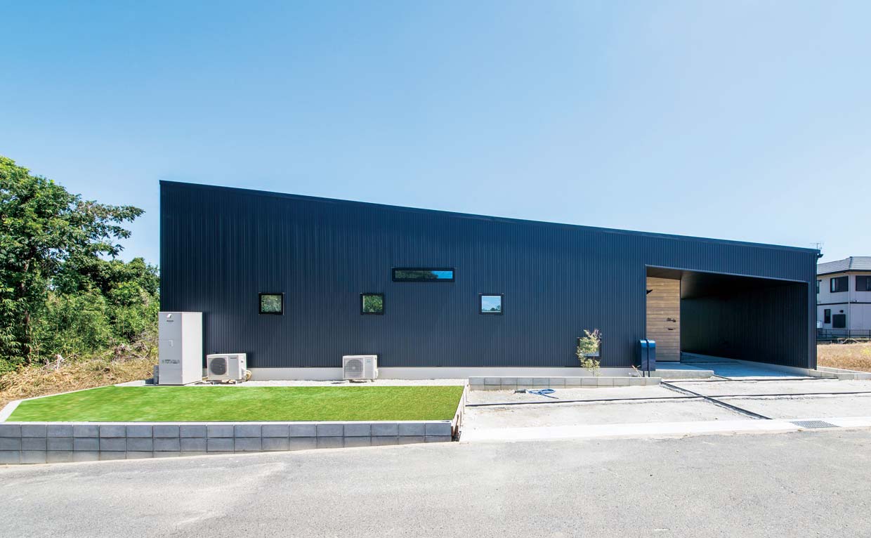 個性的ながらも主張しすぎない
街並みとも調和する美しい外観