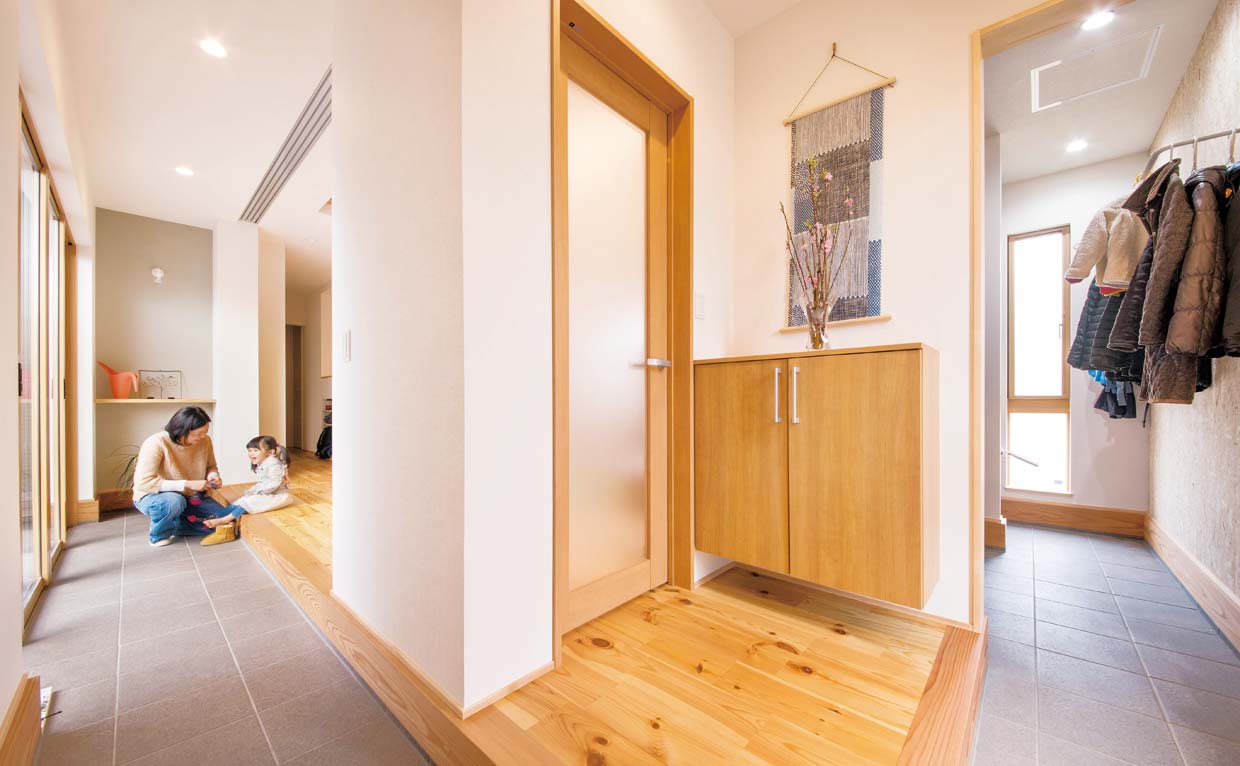 土間収納のアイデアは無限大
自分たちの暮らしに合ったスタイルを見つけて