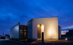 ちょっとアングルを変えて…。【つなぐ家・いづみ建設】