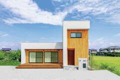 2階は子ども部屋を2室のみにして、平屋ライクな暮らしを希望した夫妻。1階と2階の面積に差があったが、建築士のデザイン力によりグッドバランスなフォルムが実現【ARRCH アーチ】