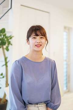 営業課　鶴牧 咲良さん