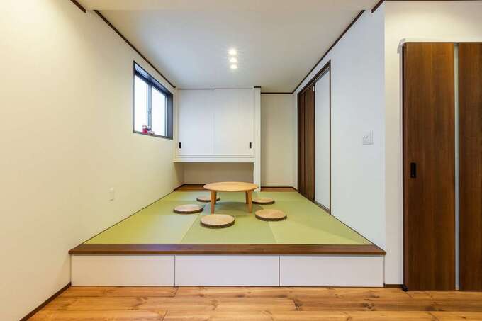 多目的に使えるリビング続きの和室