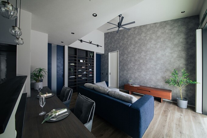 照明、クロス、造作家具など、経験豊富な建築士と二人三脚で考えた内装コーディネートが美しい