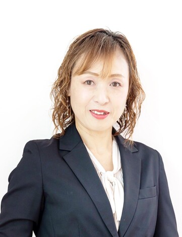 天城屋【真琴さん】女性の感性で叶える、心地よい住まいをご提案