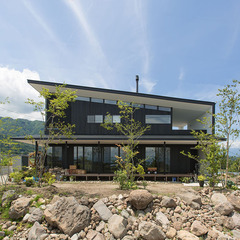 M’s-A（エムズアー）