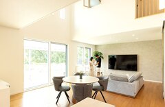 ユニバーサルホーム 山梨市店