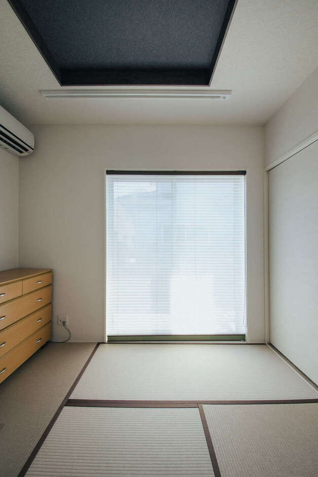 リビング横の和室はさまざまな用途で活用できる