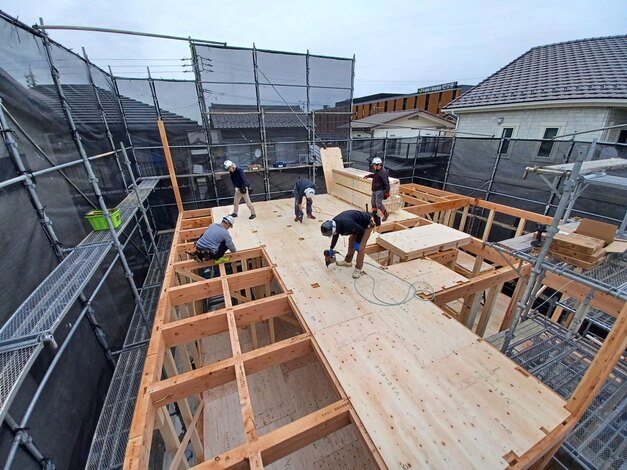 Home&nico 安井建設【実測で耐震性を確認、安心と快適を両立する住まい】