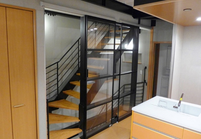 建築システム（狭小住宅専門店）【デザイン住宅、ガレージ、鉄骨鉄筋コンクリート構造】