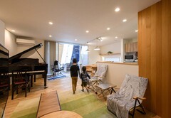 平屋建築ブルーハウス