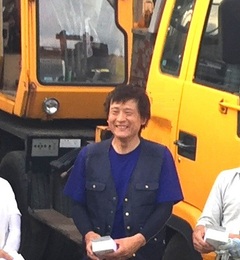 大工　青地 潤一さん