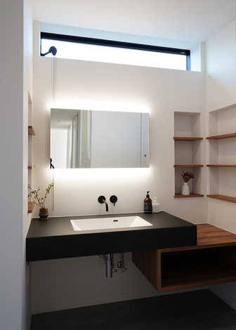 アールスタジオ【デザインと使いやすさにこだわったオーダーキッチン・造作家具】