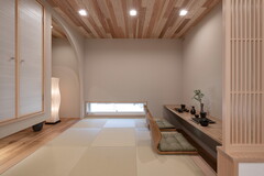 落ち着いた雰囲気の和室。畳の敷かれた床に、シンプルながらも伝統的な和のテイストが感じられる美しい空間である。【サンジョーホーム】